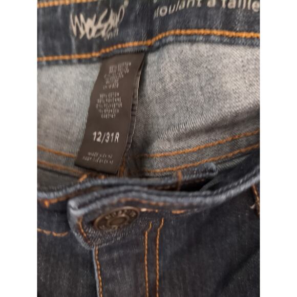 Mossimo Woman's Denim Jeans Low Rise Skinny Size 12/31(9) - Picture 7 of 8
